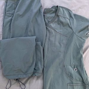 Cherokee Infinity Scrub Set